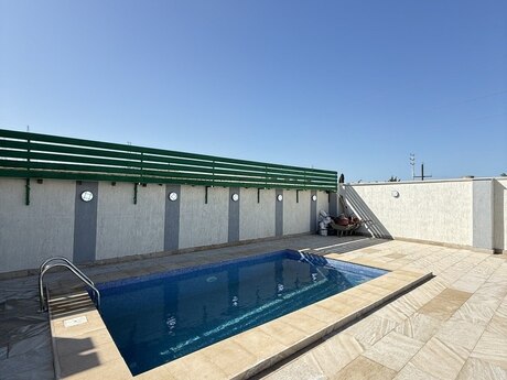 4 otaqlı həyət evi/bağ evi - Şüvəlan q. - 135 m²