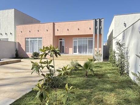 4 otaqlı həyət evi/bağ evi - Şüvəlan q. - 145 m²