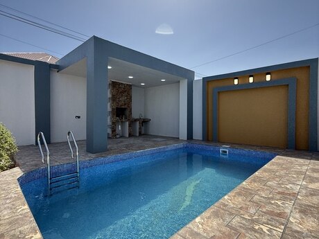 4 otaqlı həyət evi/bağ evi - Mərdəkan q. - 150 m²