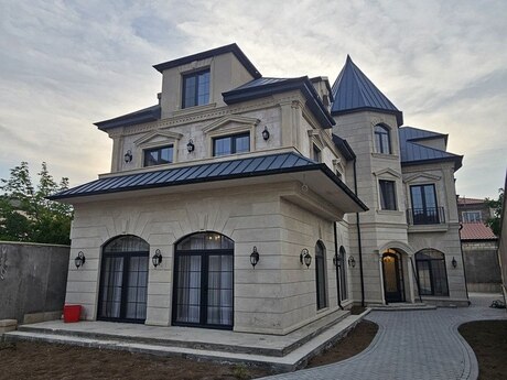 8 otaqlı həyət evi/bağ evi - Badamdar q. - 430 m²