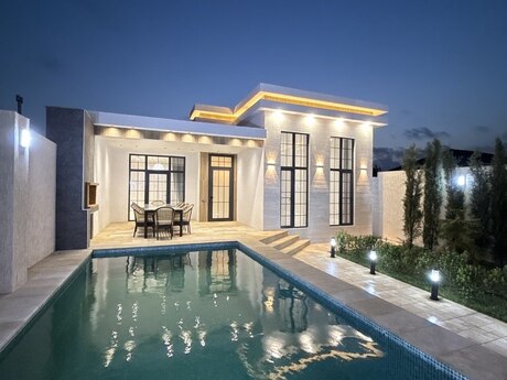 4 otaqlı həyət evi/bağ evi - Şağan q. - 145 m²