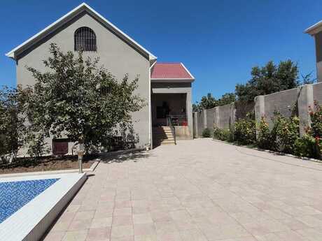 3 otaqlı həyət evi/bağ evi - Buzovna q. - 150 m²