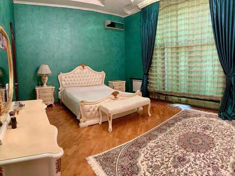 9 otaqlı həyət evi/bağ evi - Nərimanov r. - 900 m²