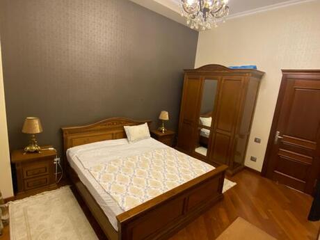 2-room apartment for rent, 60 m², İçəri Şəhər: 1 200 ₼/mo 5