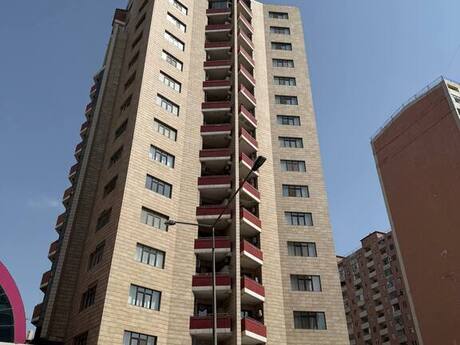 4 otaqlı yeni tikili - 8 Noyabr m. - 174 m²