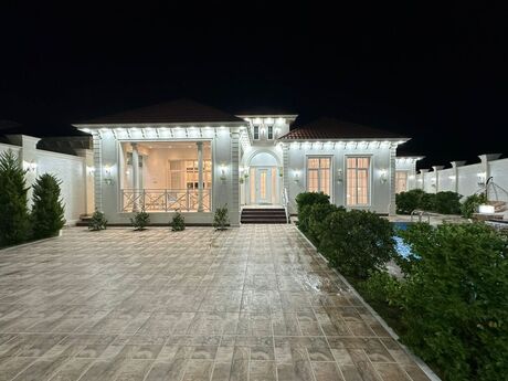 4 otaqlı həyət evi/bağ evi - Mərdəkan q. - 220 m²