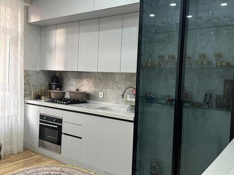 3 otaqlı yeni tikili - Səbail r. - 137 m²