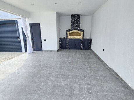 House with Garden, Villa For Sale