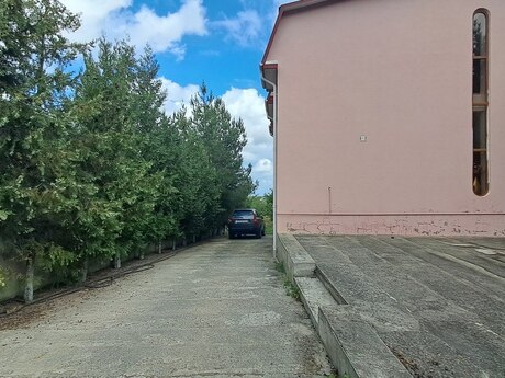 4 otaqlı həyət evi/bağ evi - Quba - 200 m²
