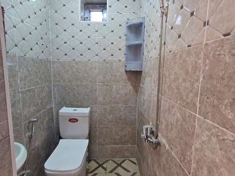 1 otaqlı həyət evi/bağ evi - Binə q. - 45 m²