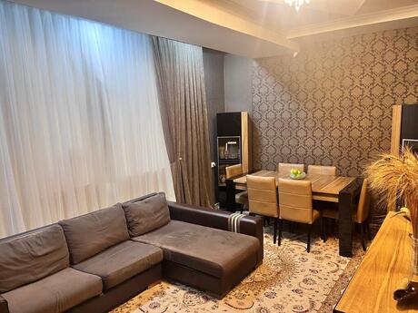 Elan №5490138 - Bakı, İnşaatçılar m., 3 otaqlı, 85 m², 11/21 mərtəbə