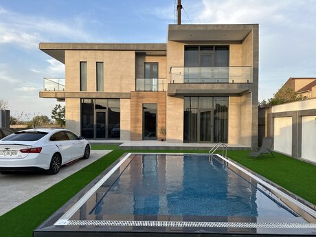 4 otaqlı həyət evi/bağ evi - Novxanı q. - 320 m²