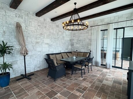 6 otaqlı həyət evi/bağ evi - Şüvəlan q. - 430 m²