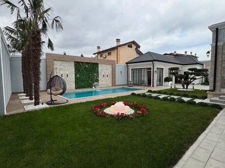 6 otaqlı həyət evi/bağ evi - Şüvəlan q. - 430 m²