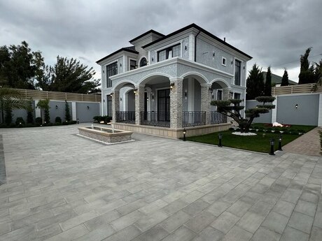 6 otaqlı həyət evi/bağ evi - Şüvəlan q. - 430 m²