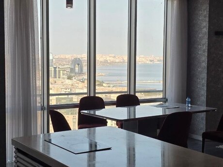 4-room apartment for rent, 180 m², Elmlər Akademiyası: 2 850 ₼/mo 3