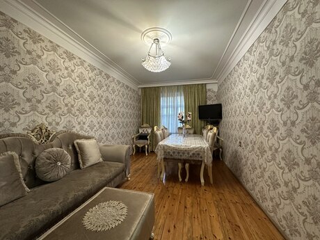 3 otaqlı mənzil, 80 m², Bakıxanov: 196 000 ₼ 3