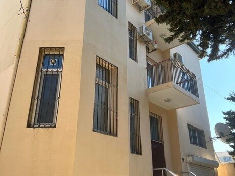 9 otaqlı həyət evi/bağ evi - Badamdar q. - 400 m²