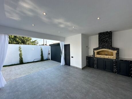 4 otaqlı həyət evi/bağ evi - Mərdəkan q. - 160 m²