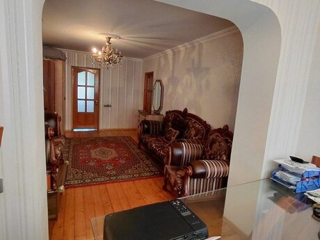 4 otaqlı köhnə tikili - Həzi Aslanov m. - 100 m²