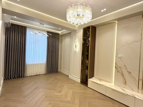 Объявление №5494456 - Баку, м. Бакмил, 3-комн., 85 м², 5/17 этаж