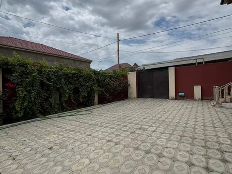 4 otaqlı həyət evi/bağ evi - Məmmədli q. - 232 m²