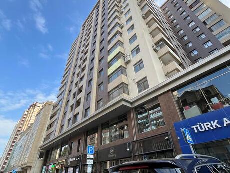 3 otaqlı yeni tikili - Nəsimi r. - 147 m²