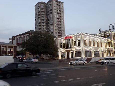 Объявление №5497709 - Баку, Хатаинский р., 3-комн., 100 м², 5/16 этаж