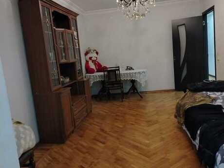 Kirayə 3 otaqlı mənzil, 79 m², 8-ci mikrorayon: 138 ₼/ay 3