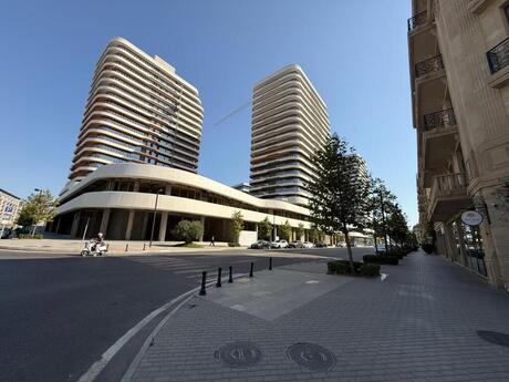 3 otaq · 187 m² · 6/20 mərtəbə, Ağ şəhər