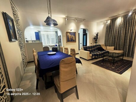 Объявление №5499630 - Баку, м. Сахил, 5-комн., 160 м²