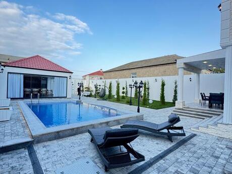 5 otaqlı həyət evi/bağ evi - Mərdəkan q. - 280 m²