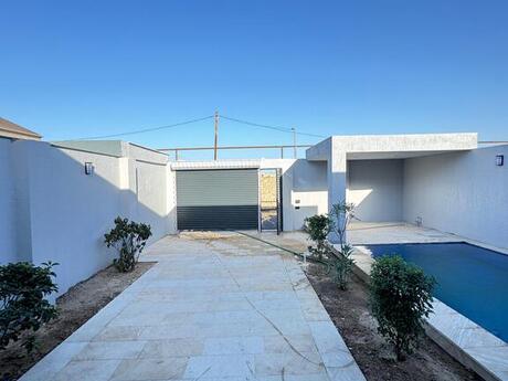 4 otaqlı həyət evi/bağ evi - Mərdəkan q. - 150 m²