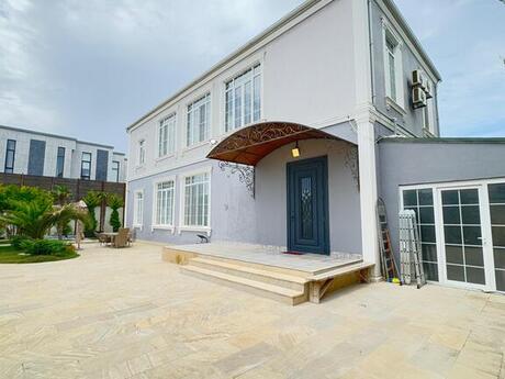 6 otaqlı həyət evi/bağ evi - Mərdəkan q. - 260 m²
