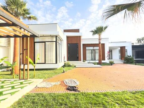 5 otaqlı həyət evi/bağ evi - Mərdəkan q. - 350 m²