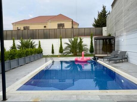 5 otaqlı həyət evi/bağ evi - Mərdəkan q. - 500 m²