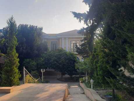 Həyət evi/Bağ evi - Sabunçu r. - 420 m²