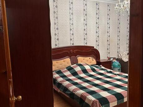 3 otaqlı köhnə tikili - İnşaatçılar m. - 80 m²