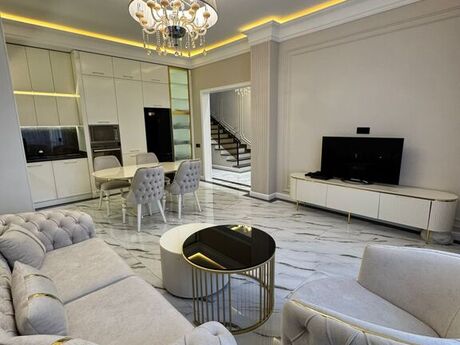 5 otaqlı həyət evi/bağ evi - Badamdar q. - 450 m²