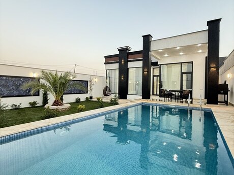 4 otaqlı həyət evi/bağ evi - Şüvəlan q. - 160 m²