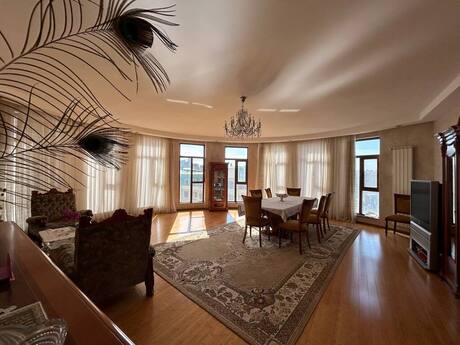 4 otaqlı yeni tikili - Şah İsmayıl Xətai m. - 195 m²