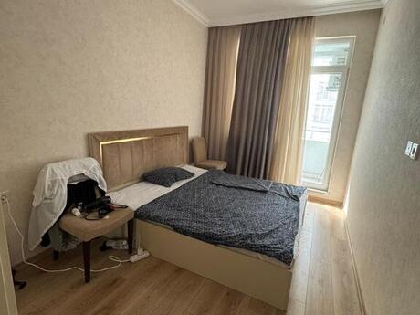 Объявление №5505878 - Баку, м. 20 января, 2-комн., 70 м², 9/20 этаж