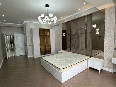 Elan №5506373 - Bakı, Nəriman Nərimanov m., 3 otaqlı, 105 m², 13/16 mərtəbə