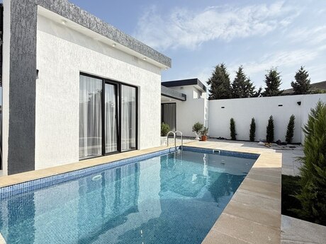 4 otaqlı həyət evi/bağ evi - Şüvəlan q. - 140 m²
