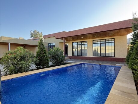 4 otaqlı həyət evi/bağ evi - Şüvəlan q. - 160 m²