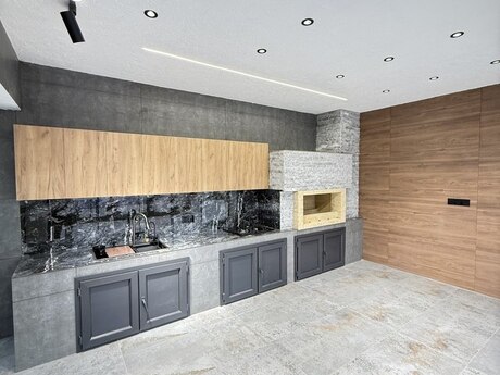 5 otaqlı həyət evi/bağ evi - Şüvəlan q. - 220 m²