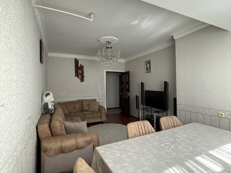 4 otaqlı köhnə tikili - Nəsimi m. - 120 m²