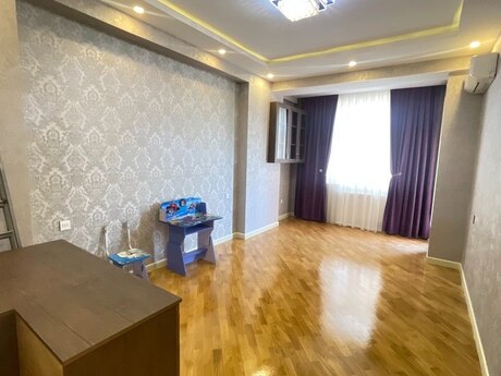 3-комн. новостройка - Низаминский р. - 132 м²