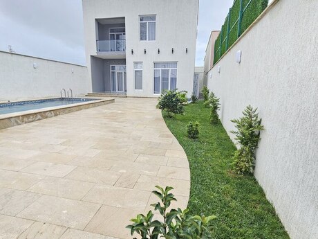 4 otaqlı həyət evi/bağ evi - Şüvəlan q. - 200 m²