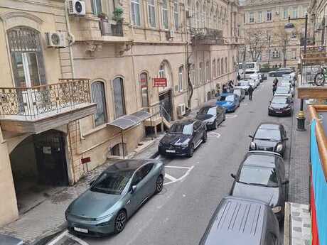 4 otaqlı köhnə tikili - İçəri Şəhər m. - 185 m²